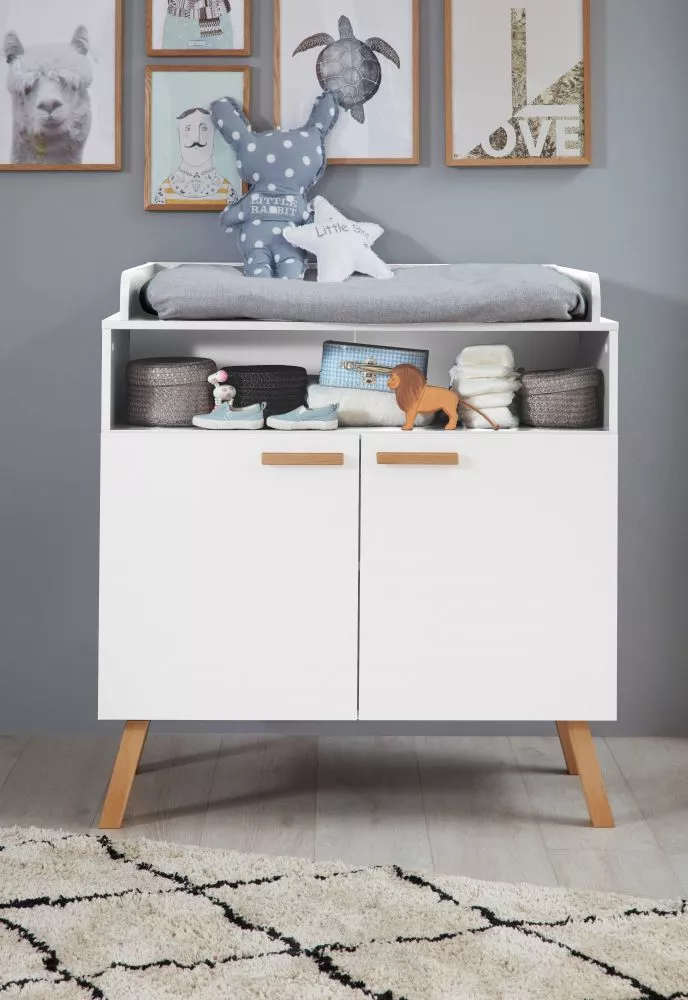 Kumode Mats 02 Ar pārtinamo virsmu: 1, · 96 × 78 × 105 cm