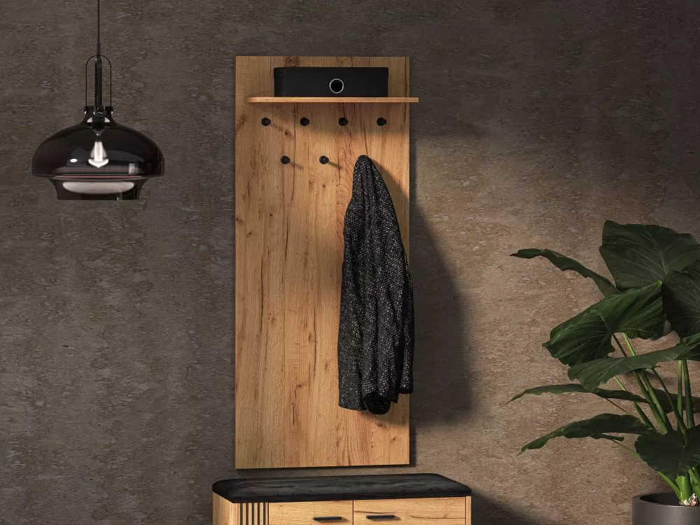 Pakaramais Vasco 06 · 140 × 24 × 60 cm