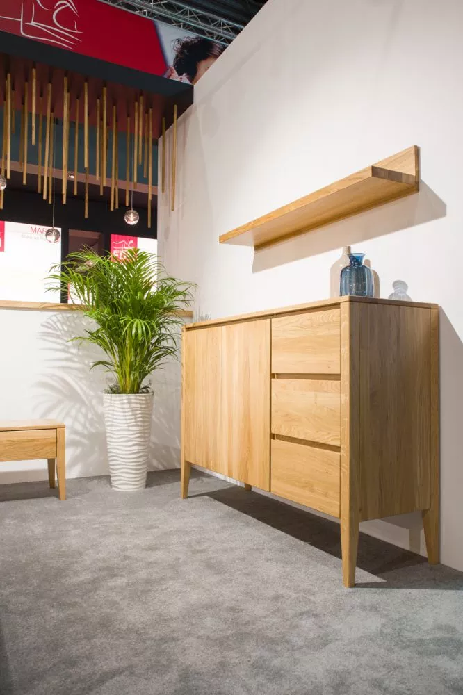 Kumode KD 318/9 · Ozols · 137 × 43 × 95 cm