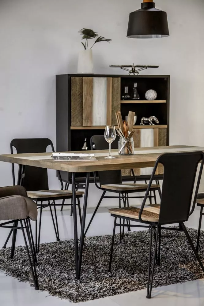 Galds Adesso D05 · 140 × 76 × 60 cm