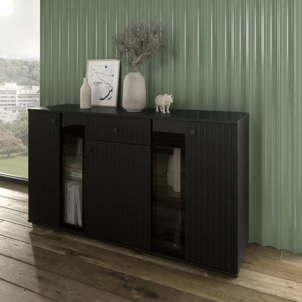 Kumode Salia · 140.4 × 40.2 × 80 cm