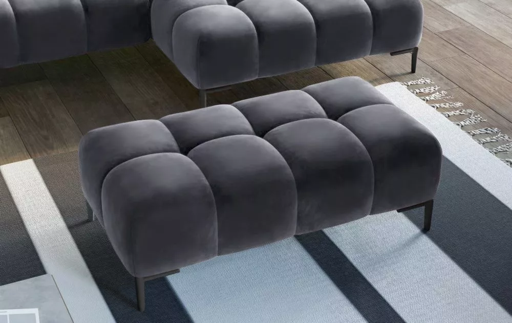 Pufs Plaza XL P Standard Auduma numurs: Solar 96, · Tumši pelēks · 134 × 44 × 70 cm