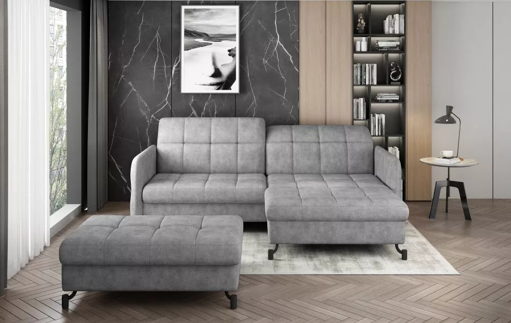 Dīvāns Lorelle Premium standard ar pufu · Gaiši pelēks · 160 × 225 × 105 cm