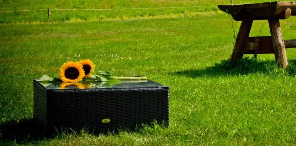 Dārza galds Bello Giardino 1 · Melns · 70 × 70 × 30 cm
