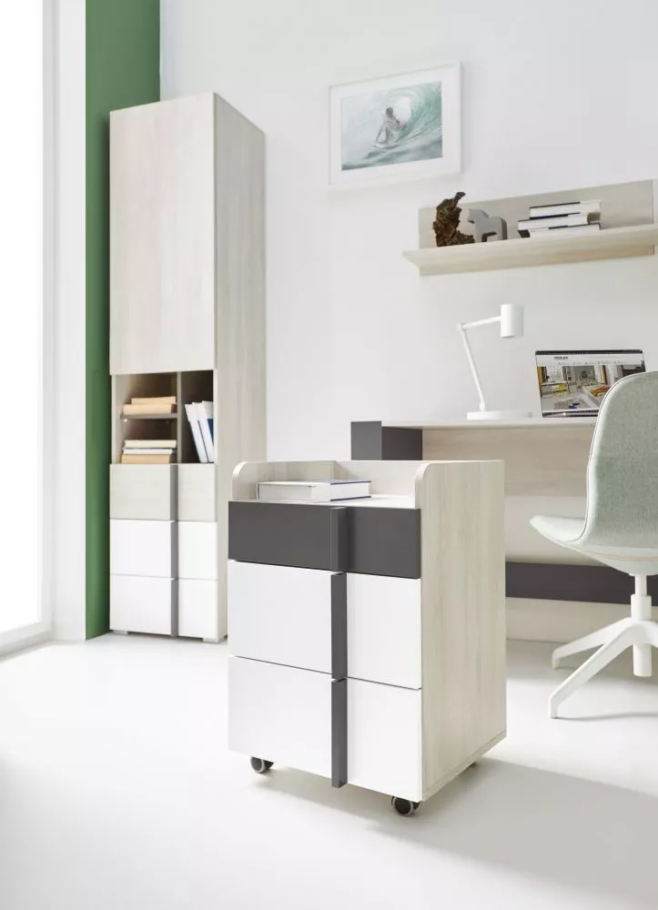 Kumode Remo 11 · 45 × 40 × 65 cm