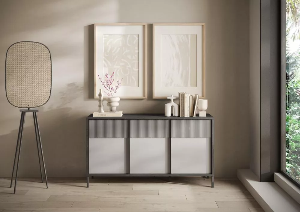 Kumode Everest 05 · 156 × 40 × 86 cm