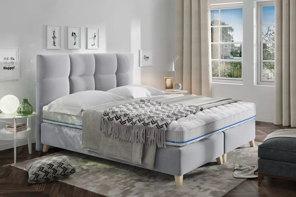 Gulta Mona Standard ar stelāžu Guļamvietas platums: 140 cm, Guļamvietas garums: 200 cm, stelāžas tips: metāla, · Gaiši p