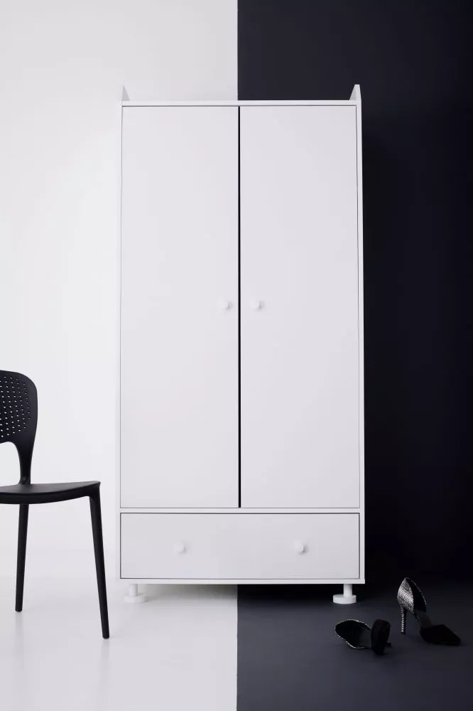 Skapis Scribi 01 · 85 × 50 × 180 cm