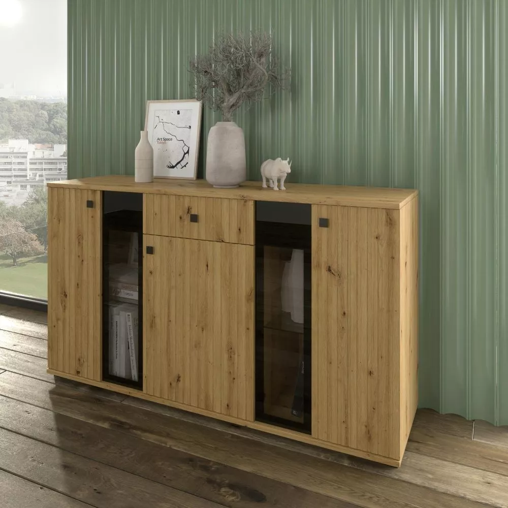 Kumode Salia · 140.4 × 40.2 × 80 cm