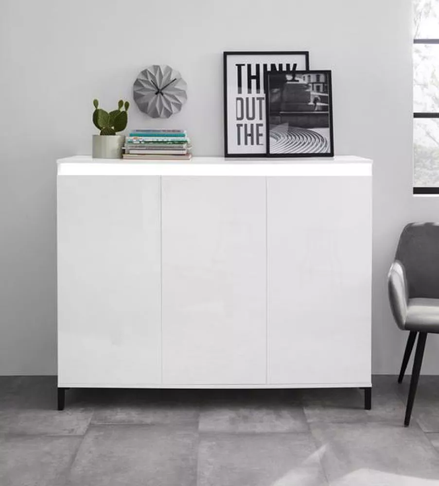 Kumode Genua 4 ar LED · 138 × 40 × 110 cm