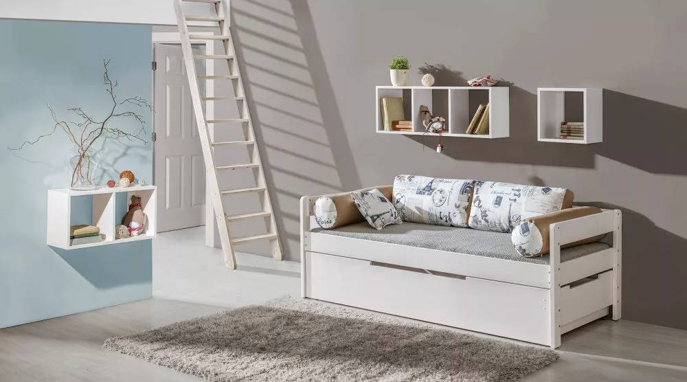 Bērnu gulta Borys ar stelāžu Guļamvietas platums: 90 cm, Guļamvietas garums: 200 cm, · Balināta priede · 98 × 210 × 75 c