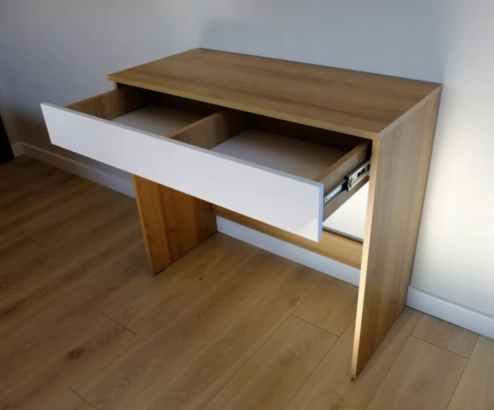 Kosmētikas galds Space · 90 × 80 × 40 cm