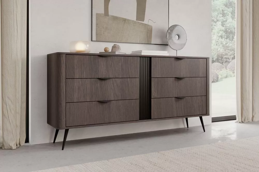 Kumode Veris C · 163 × 38 × 81 cm