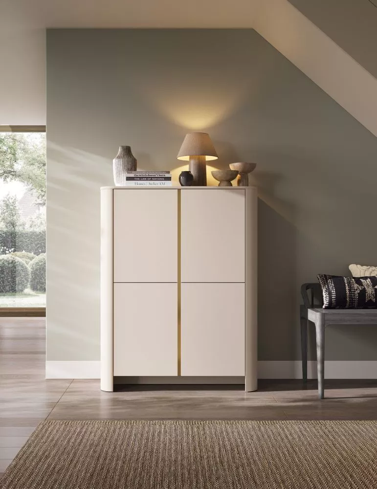 Kumode Bari K103 · Kašmira · 103 × 39 × 132 cm