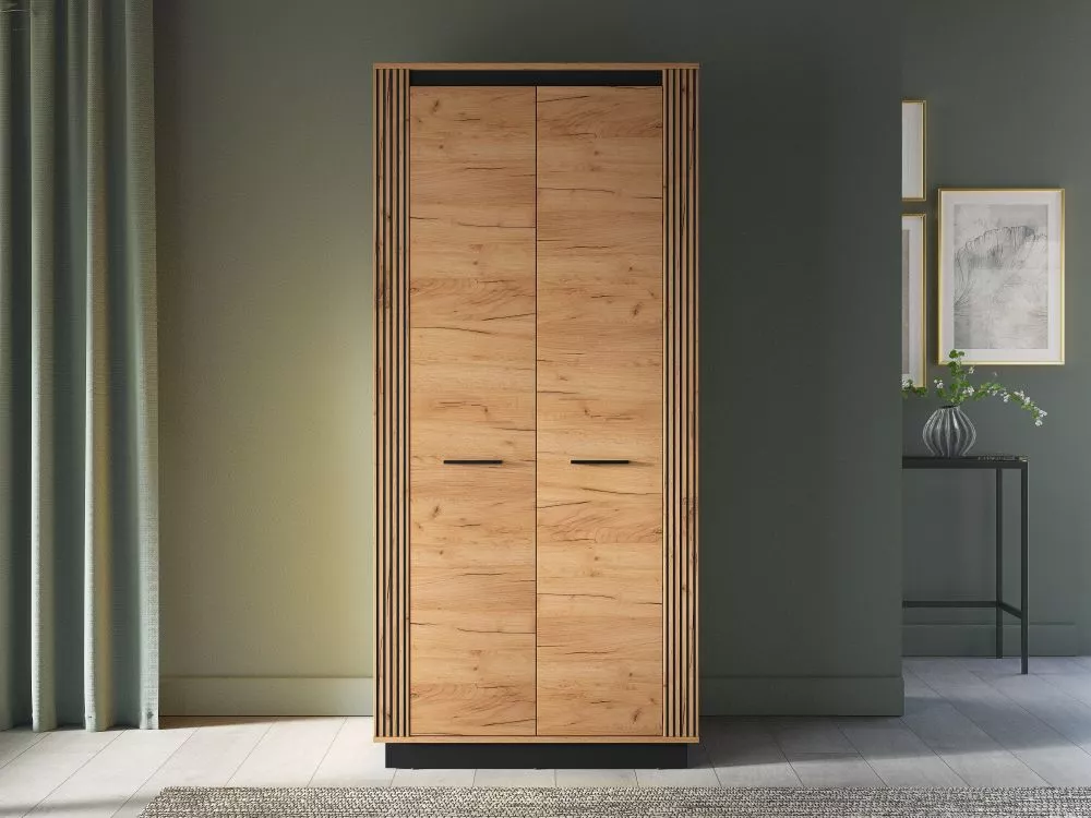 Skapis Urso 03 · 92 × 55 × 200 cm