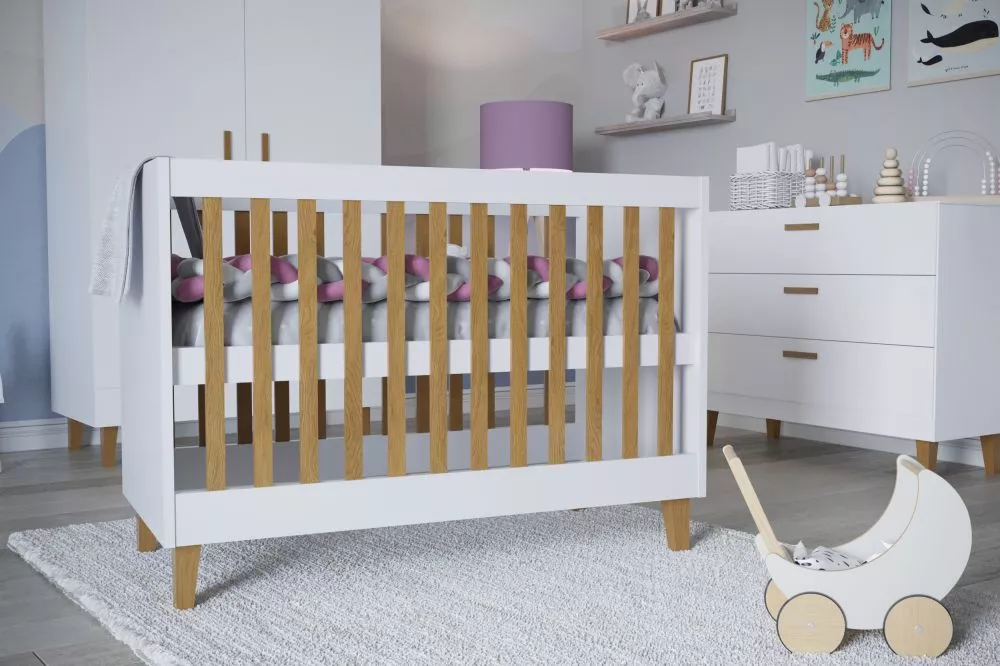 Bērnu gultiņa Kubi Baby ar stelāžu Guļamvietas platums: 60 cm, Guļamvietas garums: 120 cm, · Balts · 66 × 124 × 90 cm