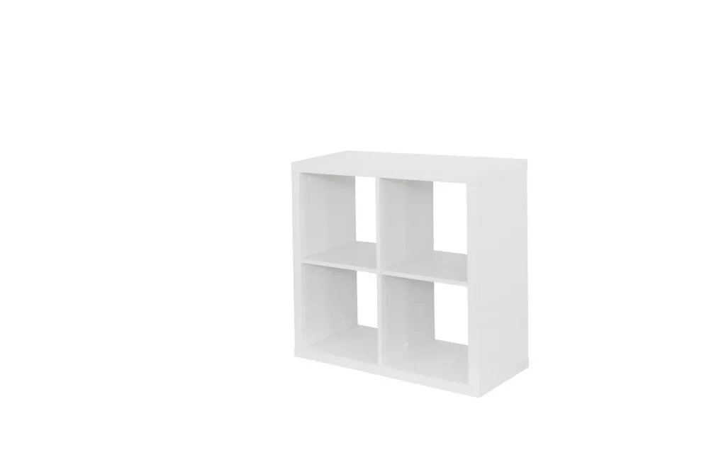 Plaukts Pluton 3 · 78.2 × 78.2 × 35.5 cm