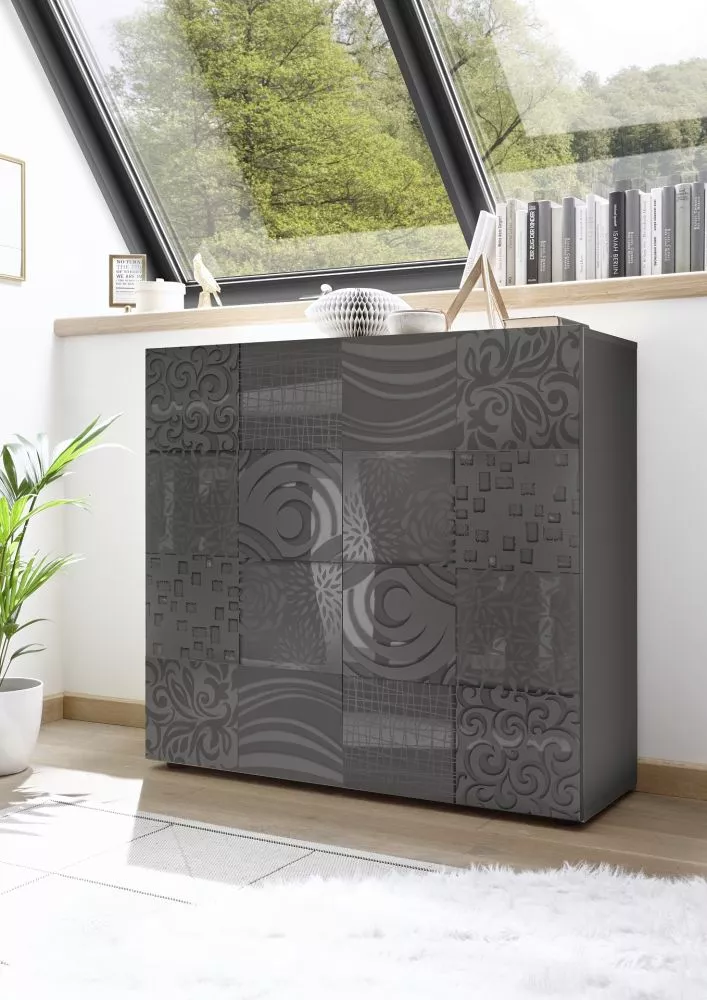 Kumode Miro 04 · Antracīts · 121 × 43 × 111 cm