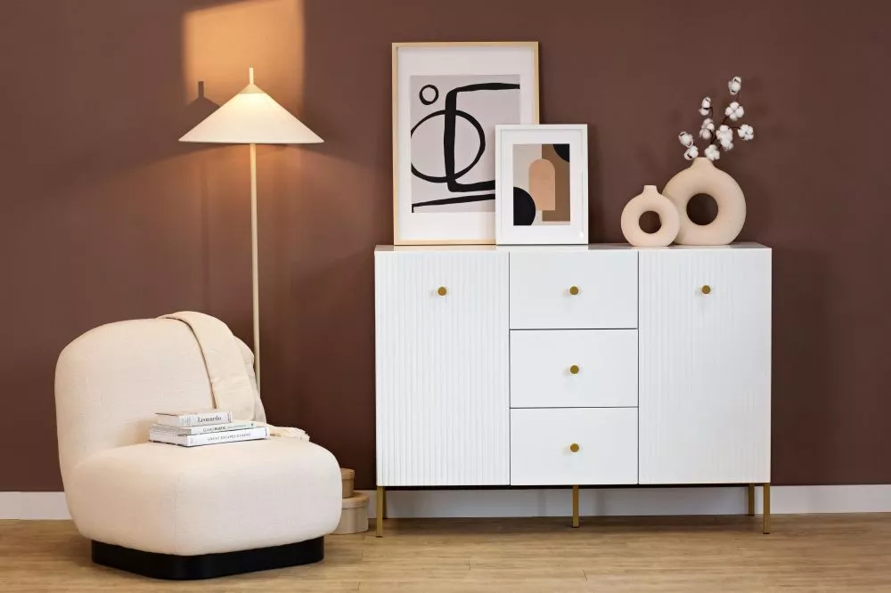 Kumode Viena K2D3S · Balts · 135 × 42 × 98 cm