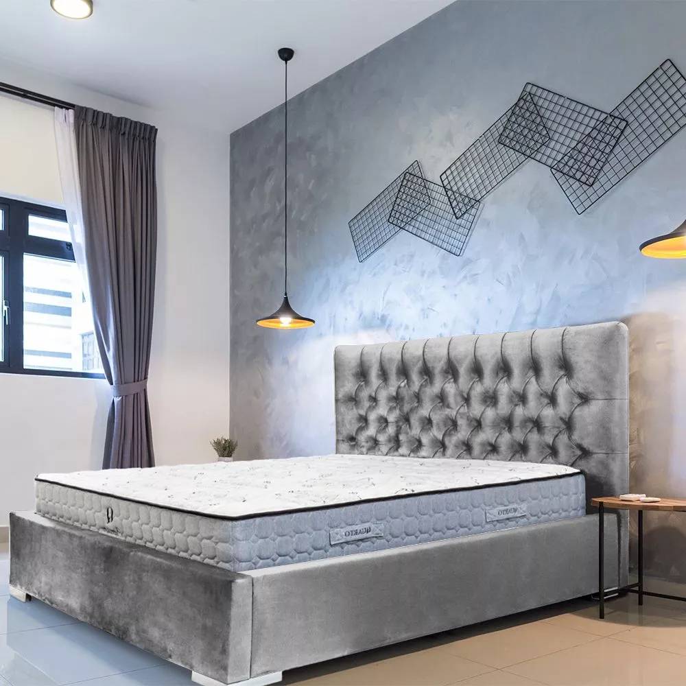 Gulta Chester Monolith Standard ar stelāžu Guļamvietas platums: 180 cm, Guļamvietas garums: 200 cm, stelāžas tips: koka,