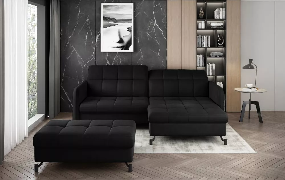 Dīvāns Lorelle Premium standard ar pufu · Melna · 160 × 225 × 105 cm
